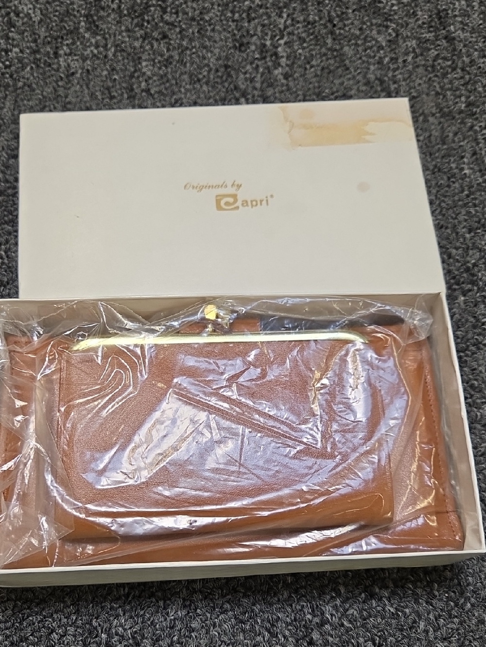 Apri Tan Leather Frame Clutch - Classic Women's Handbag